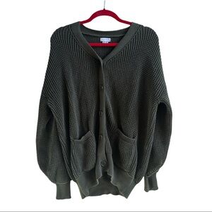 Loose Fitting Cardigan